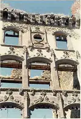 Monte Escalier 15 Monte escalier Ayrens