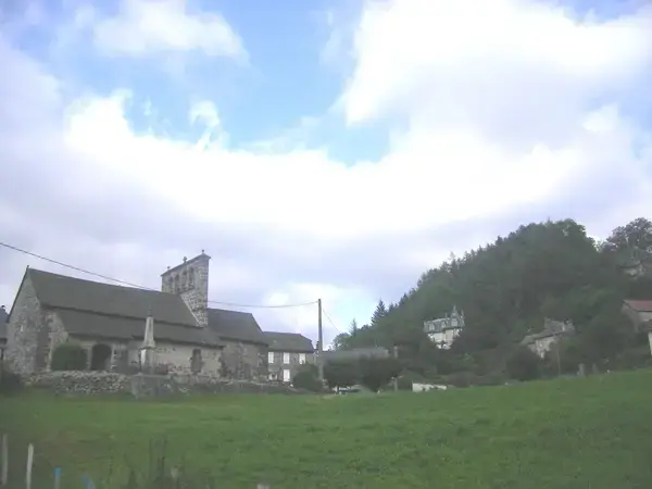 Monte Escalier 15 Monte escalier Saint-Cirgues-de-Jordanne