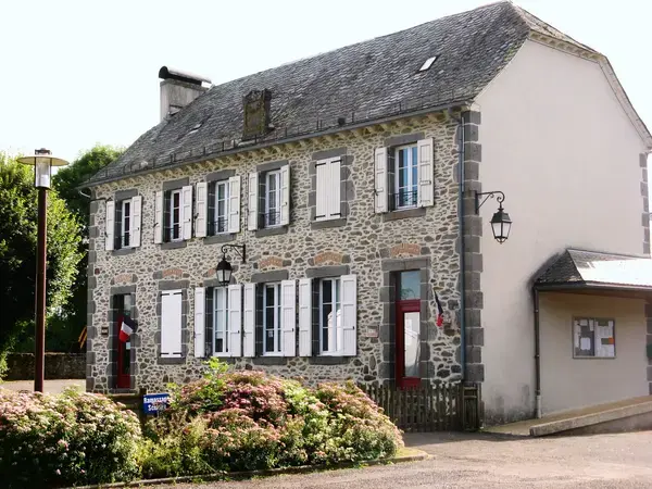 Monte Escalier 15 Monte escalier Sourniac